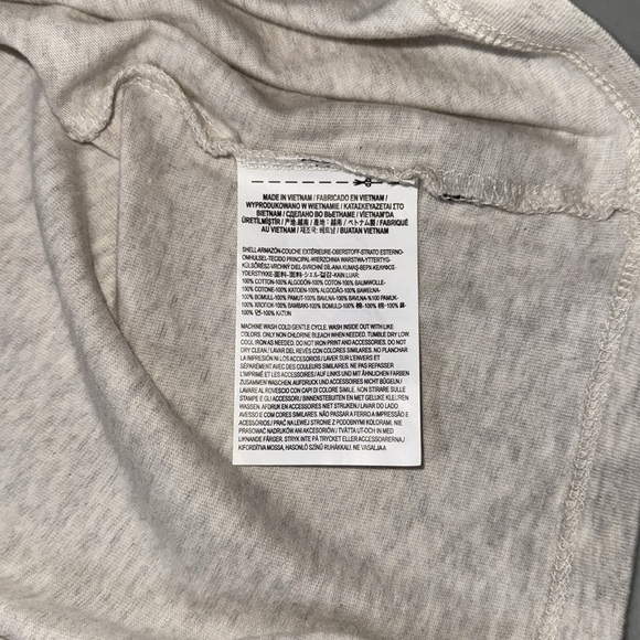 NWT-Vans oatmeal heather floral cropped tee - Picture 6 of 9